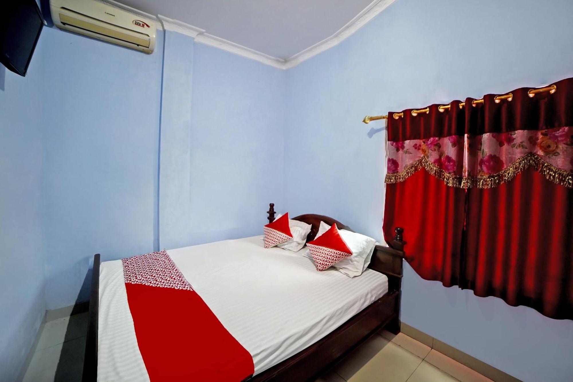 Oyo 90922 Gurusinga Guesthouse Medan Exteriér fotografie
