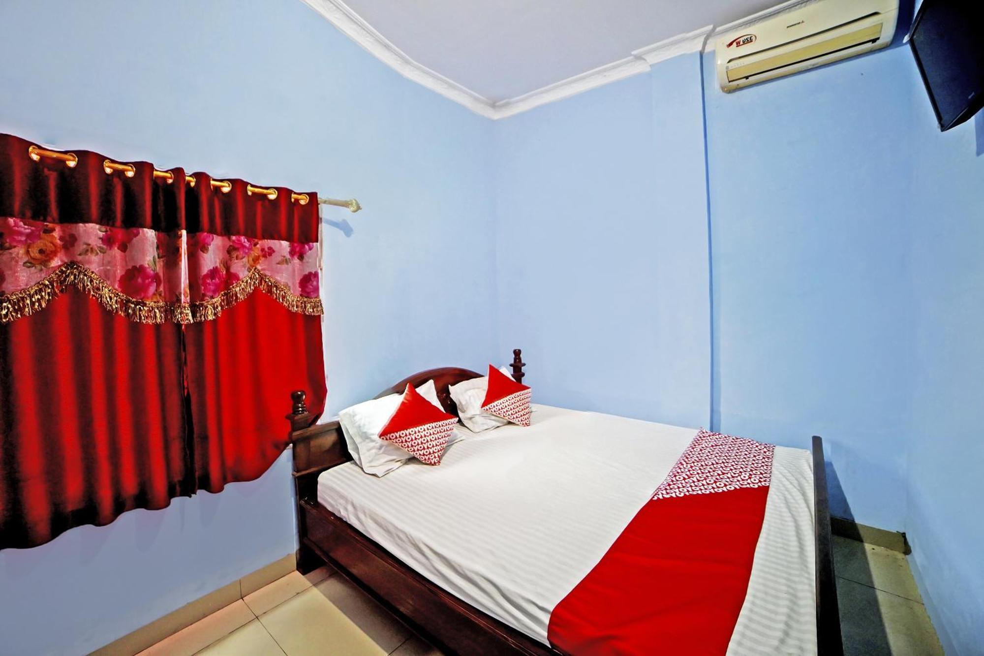 Oyo 90922 Gurusinga Guesthouse Medan Exteriér fotografie